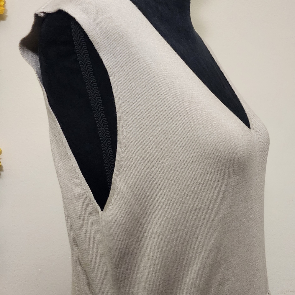 Taylor Maxi Dress - Picture 5 of 10